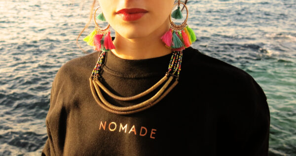 Sweat-shirt court en coton bio Black Nomade – Image 3