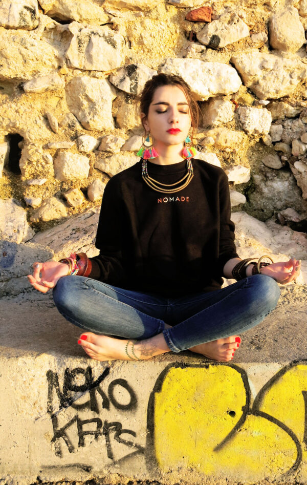 Sweat-shirt court en coton bio Black Nomade – Image 2