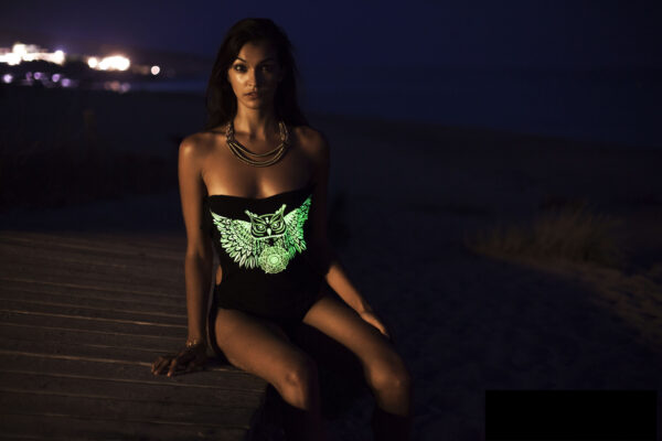 Maillot de bain une pièce bustier phosphorescent Aloha Black Magic Owl – Image 2