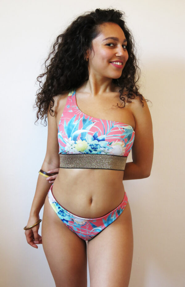 Haut de maillot bandeau asymétrique Nala Aloe – Image 7
